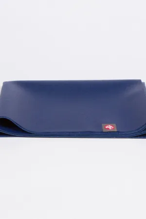 MANDUKA // eKO SUPERLITE TRAVEL YOGA MAT - 1kg - NEW MOON